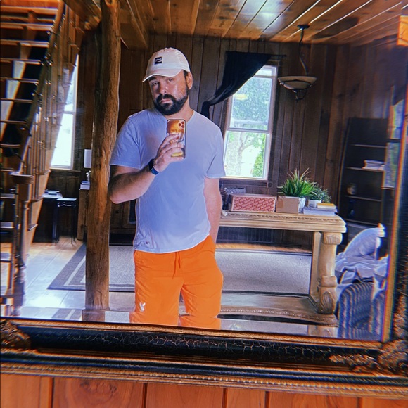 Meet your Posher, Josh - Picture 2 of 5